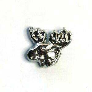 Vintage Silver Elk Moose Head Lapel Pin Detailed Animal Design